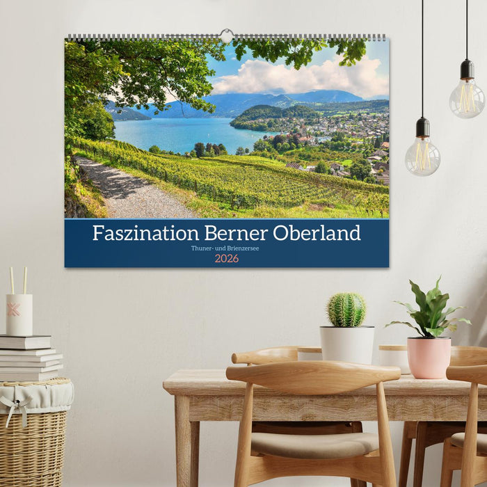 Faszination Berner Oberland - Thuner- und Brienzersee (CALVENDO Wandkalender 2026)