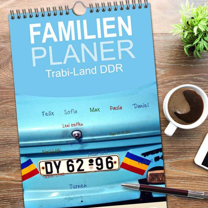 Trabi-Land DDR (CALVENDO Familienplaner 2026)