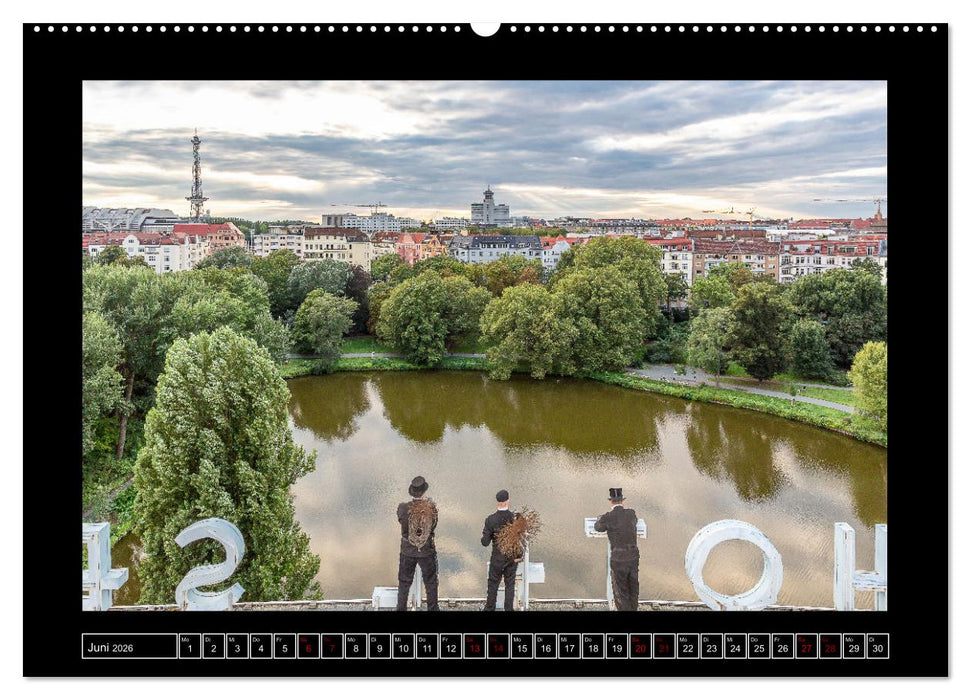 Schornsteinfeger in Berlin - Die Glücklichmacher (CALVENDO Premium Wandkalender 2026)
