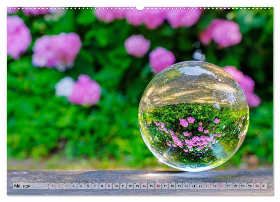 Faszination Glaskugel (CALVENDO Premium Wandkalender 2026)