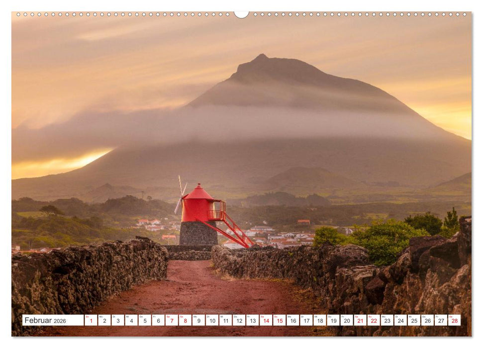 Azoren, Wo Feuer und Meer aufeinandertreffen. (CALVENDO Premium Wandkalender 2026)