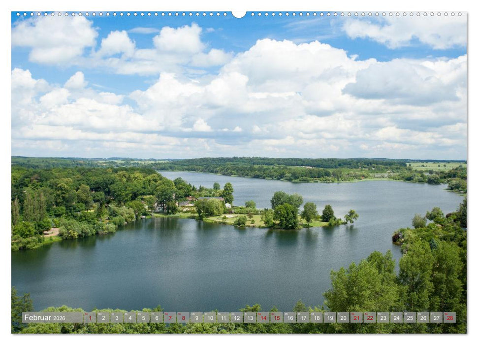 Hausbooturlaub Deutschland - Mecklenburgische Seenplatte (CALVENDO Premium Wandkalender 2026)