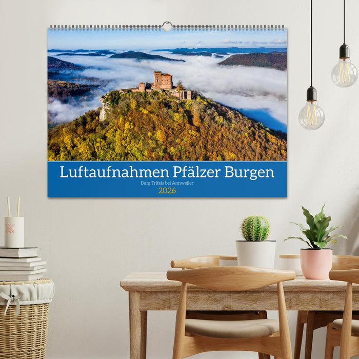 Luftaufnahmen Burgen Südwestpfalz (CALVENDO Wandkalender 2026)