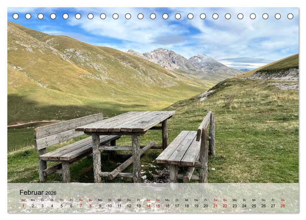 Abruzzen - wild und romantisch (CALVENDO Wandkalender 2026)