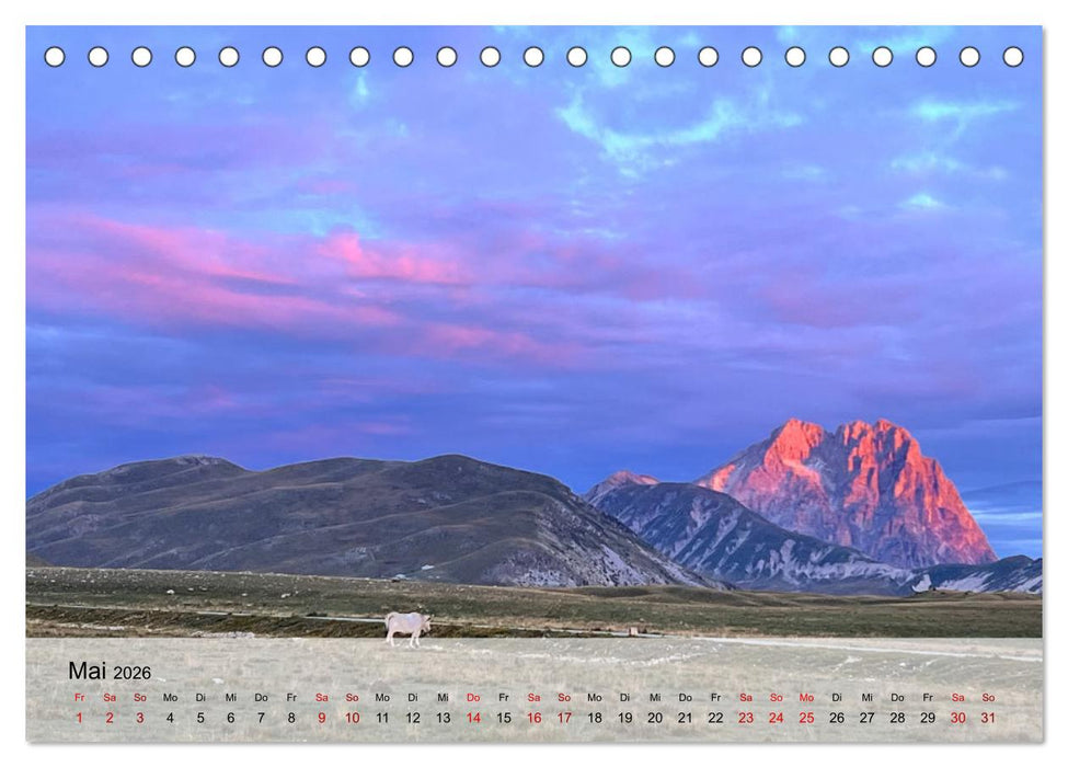 Abruzzen - wild und romantisch (CALVENDO Wandkalender 2026)