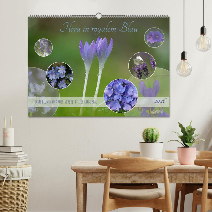 Flora in royalem Blau (CALVENDO Wandkalender 2026)