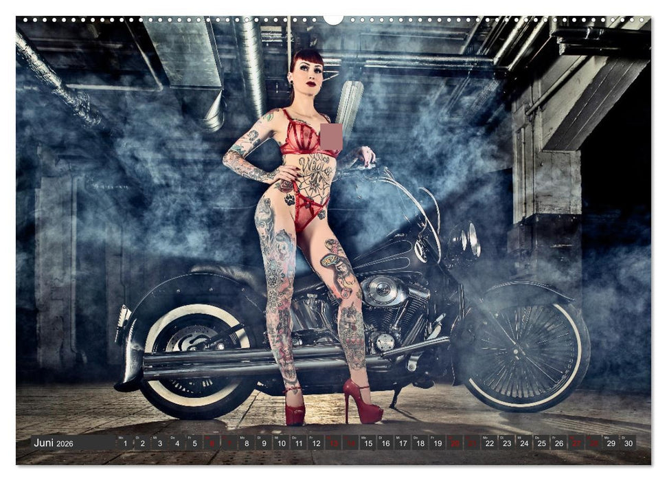 Motorräder und Sexy Girls (CALVENDO Wandkalender 2026)