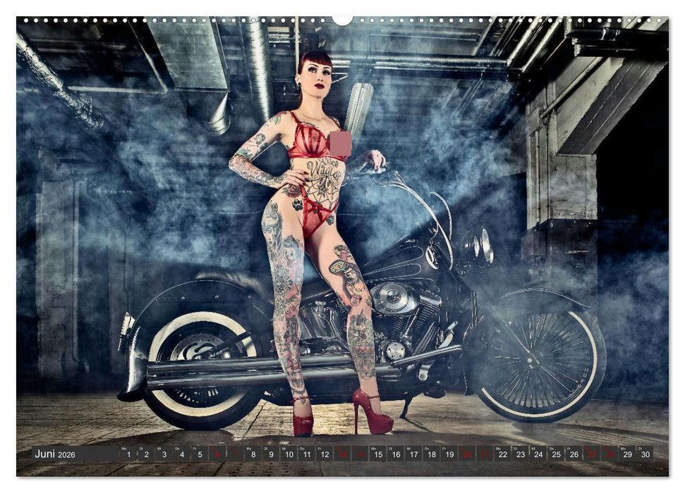 Motorräder und Sexy Girls (CALVENDO Premium Wandkalender 2026)