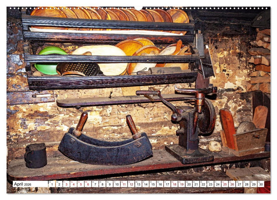 Tiroler Bauernhöfe Mal urig, mal feudal (CALVENDO Premium Wandkalender 2026)