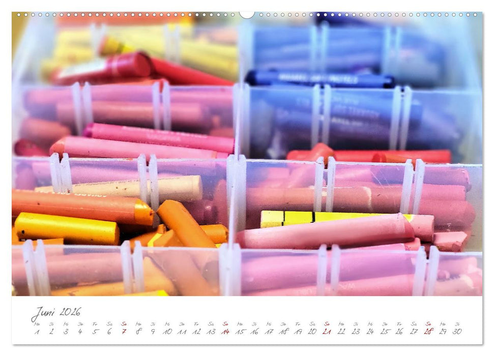 Atelierimpressionen - Des Künstlers Handwerkzeug im Portrait (CALVENDO Wandkalender 2026)