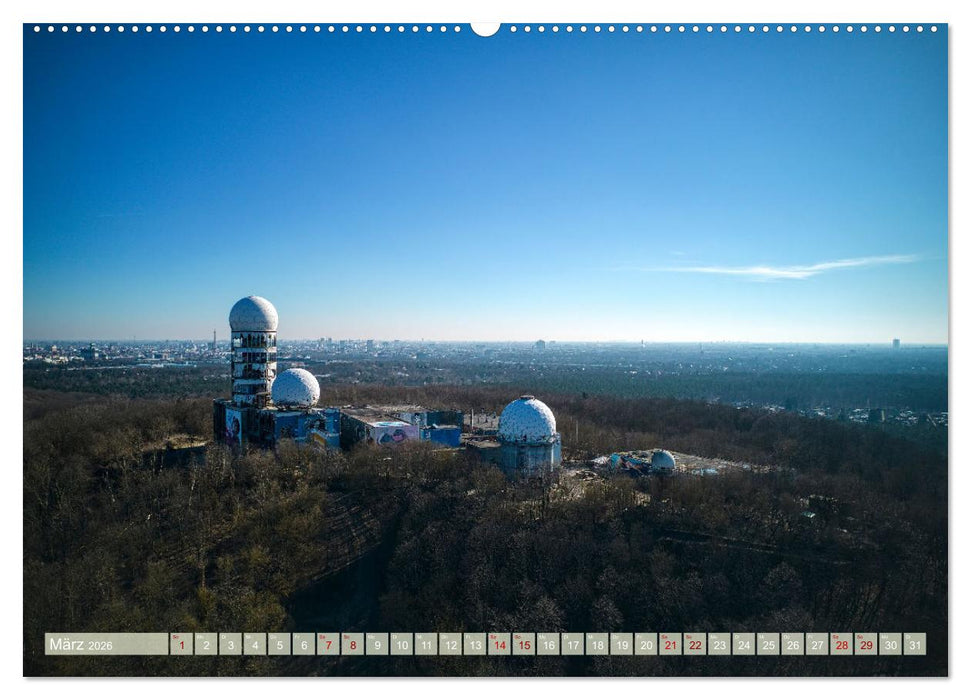 Ästehtik von oben (CALVENDO Premium Wandkalender 2026)