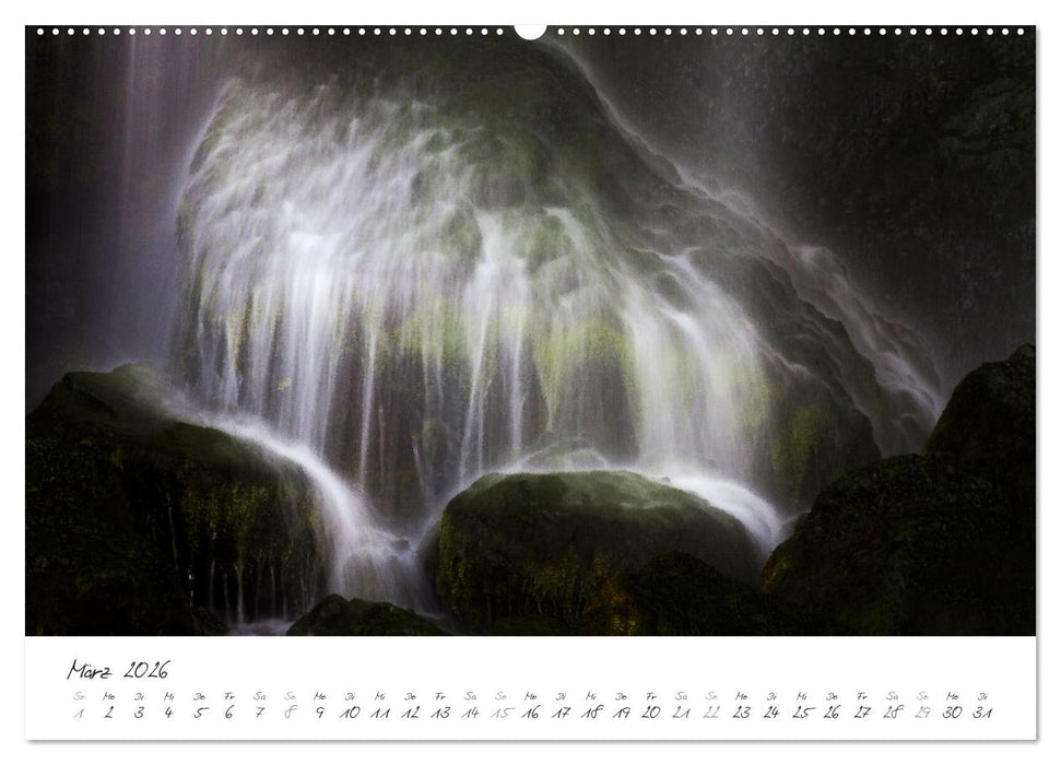 Wasserfälle klein und groß (CALVENDO Premium Wandkalender 2026)