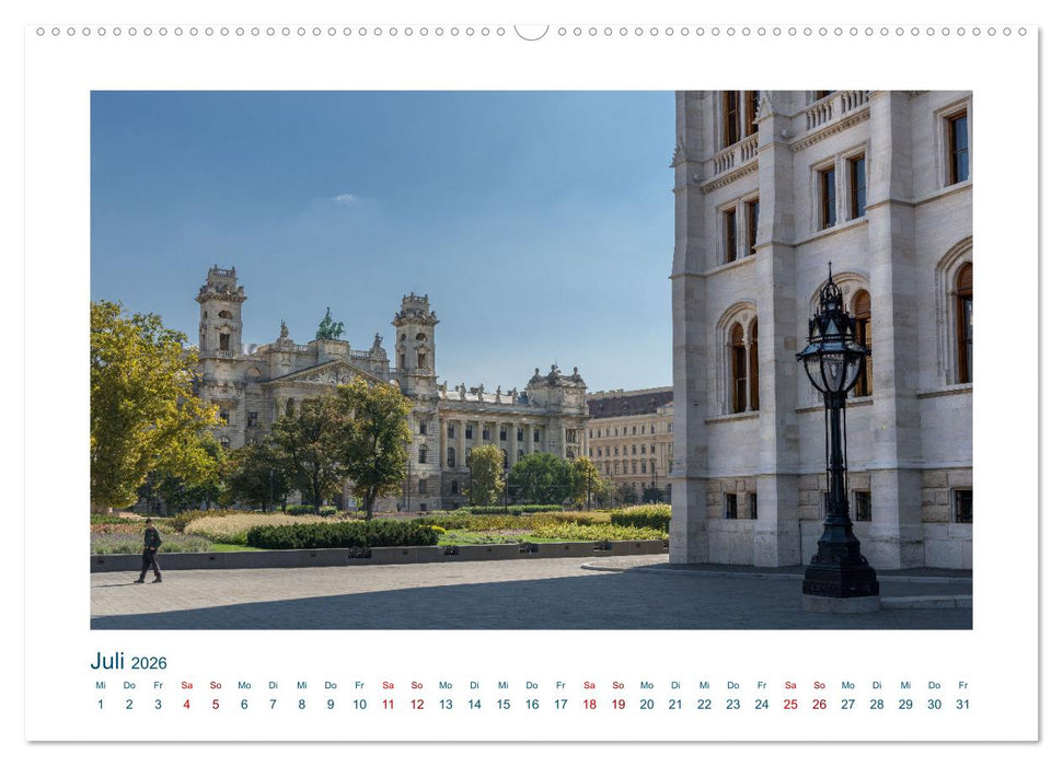 Budapest: zwischen Parlamentsgebäude und Burgpalast (CALVENDO Premium Wandkalender 2026)