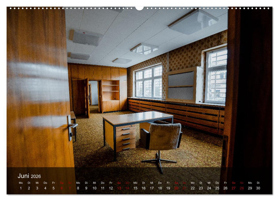 Geheimnisvolle Orte - Die etwas anderen Lost Places (CALVENDO Premium Wandkalender 2026)