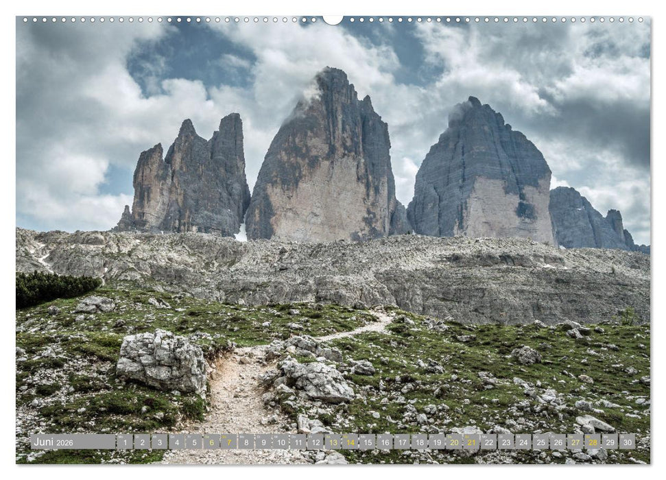 Wanderwege in Europa (CALVENDO Premium Wandkalender 2026)