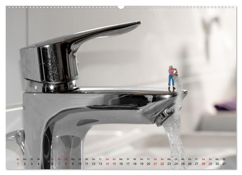 Höher, schneller, kleiner - Miniaturen in unserem Alltag (CALVENDO Premium Wandkalender 2026)