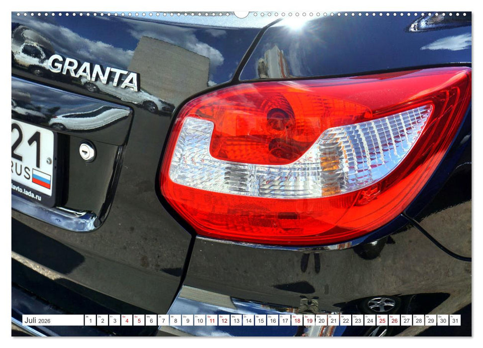 IM LADA-LOOK - Oldtimer und Newtimer in Russland (CALVENDO Premium Wandkalender 2026)