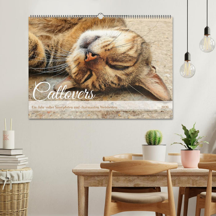 Catlovers - Ein Jahr voller Samtpfoten und charmanten Weisheiten (CALVENDO Wandkalender 2026)