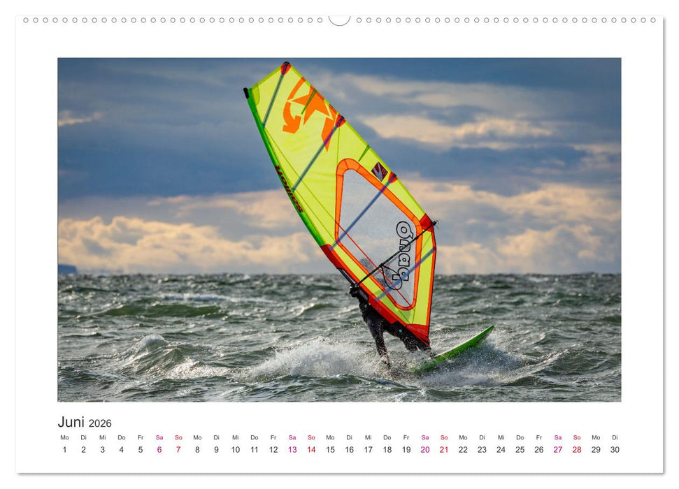 Faszination Wassersport - Windsurfen und Kitesurfen an Nord- und Ostsee (CALVENDO Premium Wandkalender 2026)