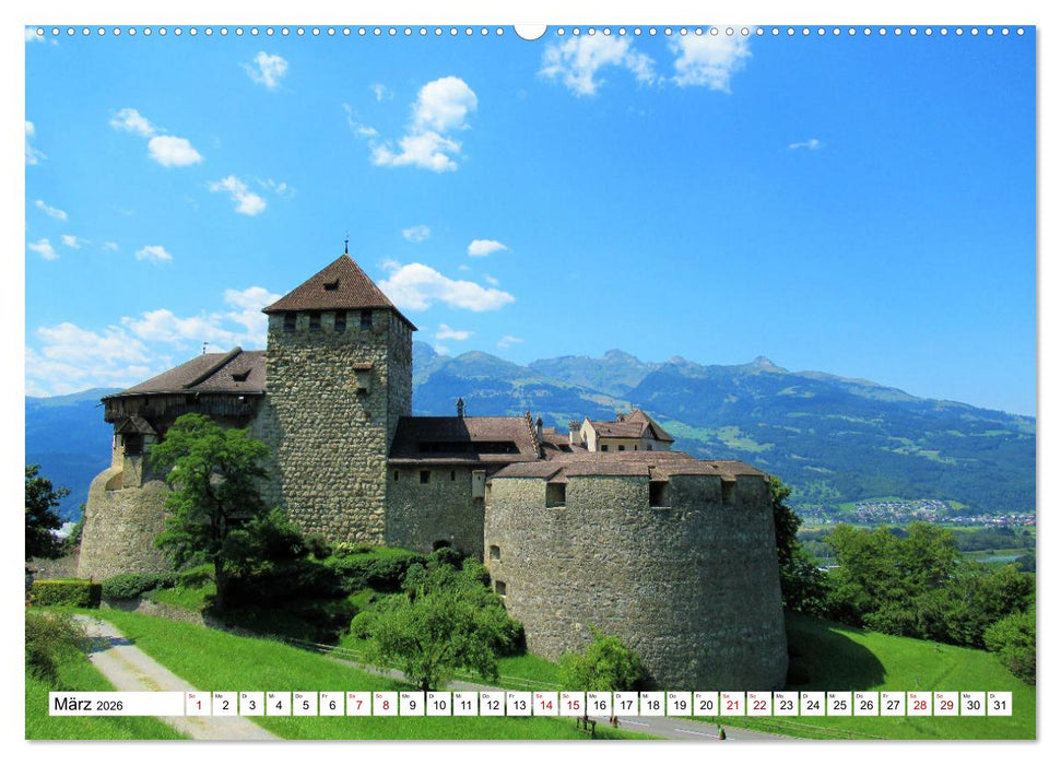 Liechtenstein - zwischen Rhein und Hochgebirge (CALVENDO Premium Wandkalender 2026)