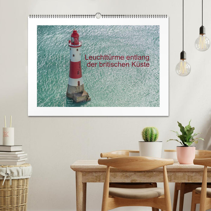 Leuchttürme entlang der britischen Küste (CALVENDO Wandkalender 2026)