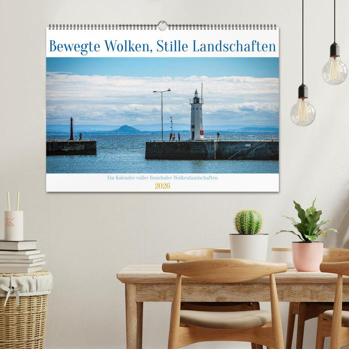 Bewegte Wolken, Stille Landschaften (CALVENDO Wandkalender 2026)