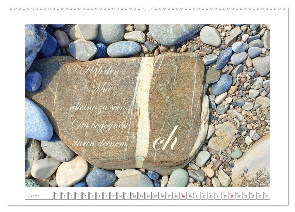 Steine der Achtsamkeit - Isarsteine mit weisen Gedanken zu einem glücklicheren Leben (CALVENDO Premium Wandkalender 2026)
