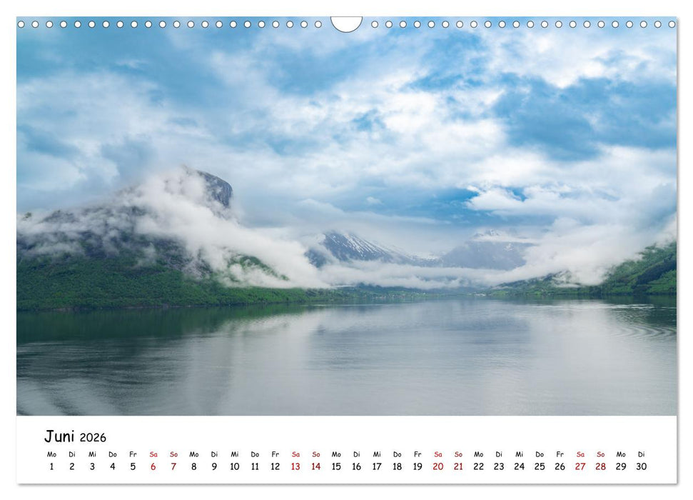 Norwegens wunderschöne Fjorde (CALVENDO Wandkalender 2026)