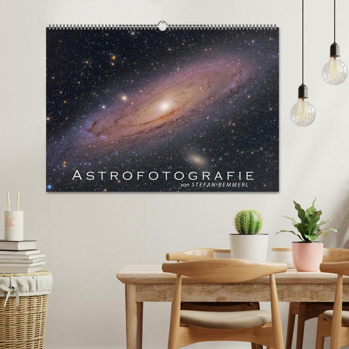 Astrofotografie von Stefan Bemmerl (CALVENDO Wandkalender 2026)