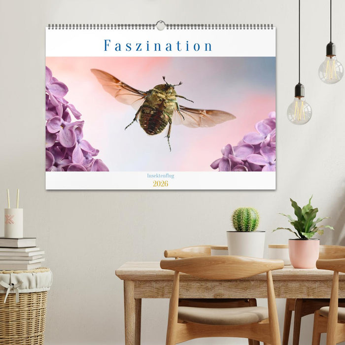 Faszination Insektenflug (CALVENDO Wandkalender 2026)