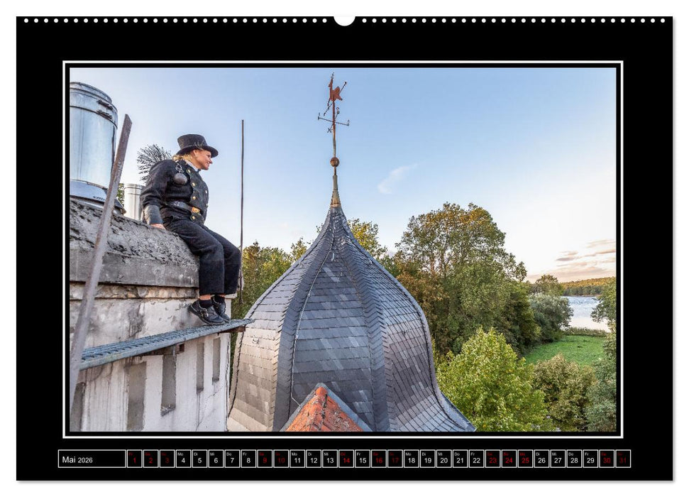 Schornsteinfeger über Berlin - Glückseligkeit (CALVENDO Wandkalender 2026)