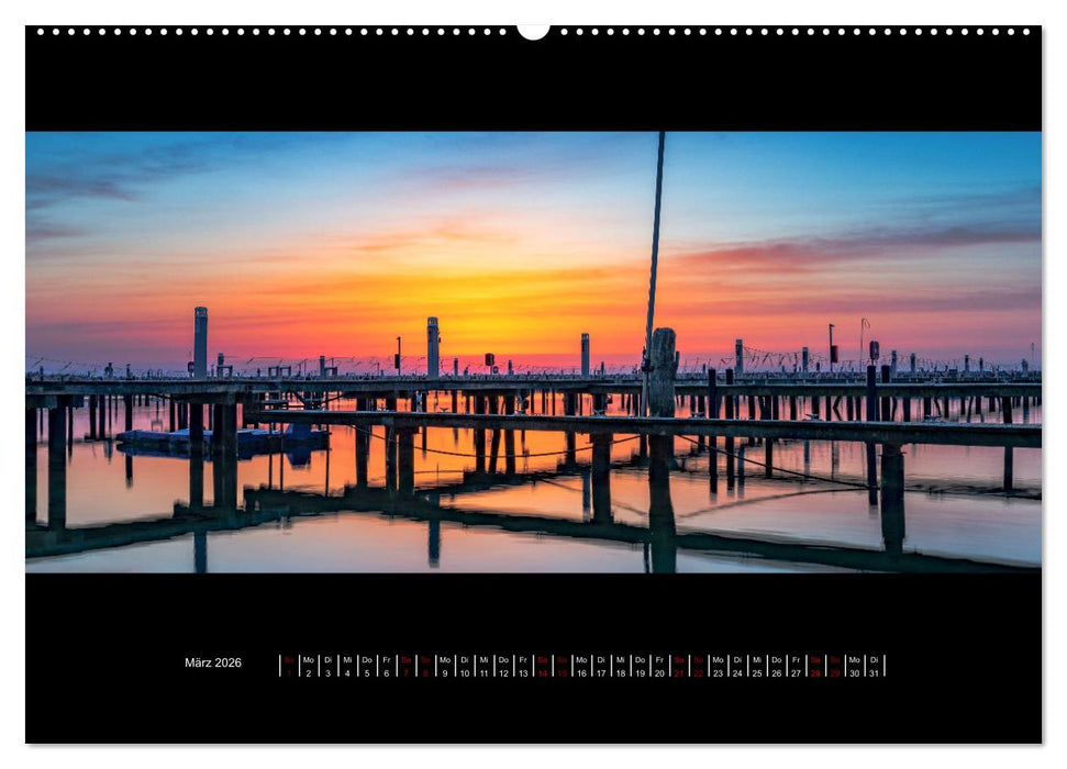 Ostholstein - Land und Wasser zwischen Sonnenauf- und Sonnenuntergang (CALVENDO Premium Wandkalender 2026)