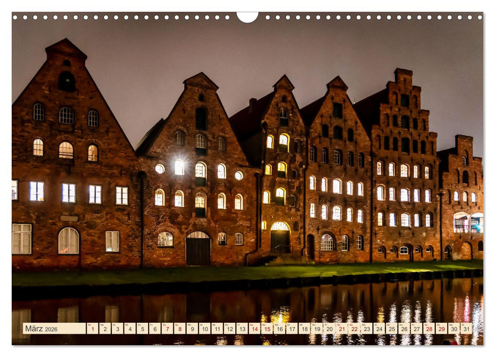 Lübeck bei Nacht (CALVENDO Wandkalender 2026)