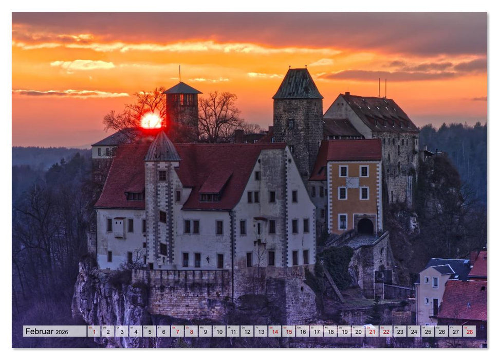 Die Burg Hohnstein im Licht der vier Jahreszeiten (CALVENDO Wandkalender 2026)