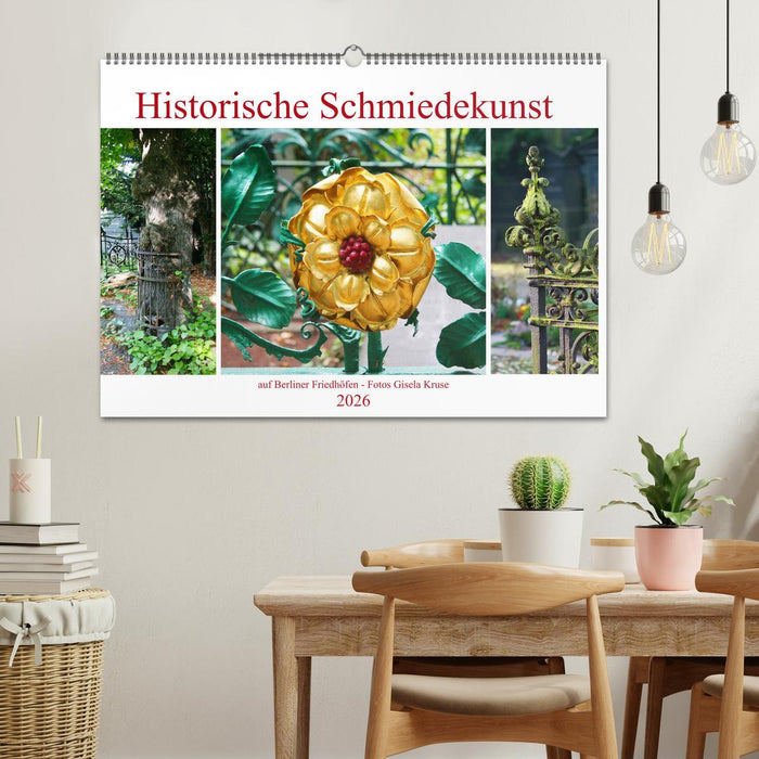 Historische Schmiedekunst auf Berliner Friedhöfen (CALVENDO Wandkalender 2026)