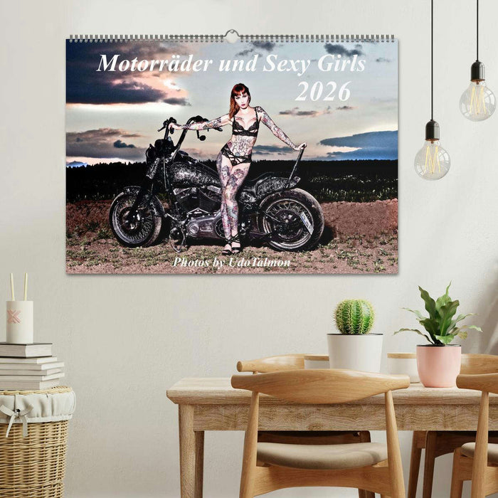 Motorräder und Sexy Girls (CALVENDO Wandkalender 2026)