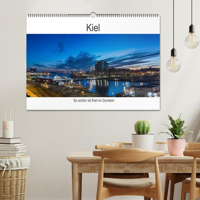 So schön ist Kiel im Dunkeln (CALVENDO Wandkalender 2026)
