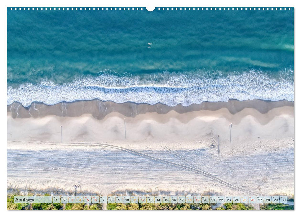 Strand im Blick der Drohne (CALVENDO Premium Wandkalender 2026)