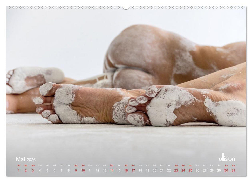 Farbspiele – Akt in Weiß (CALVENDO Premium Wandkalender 2026)