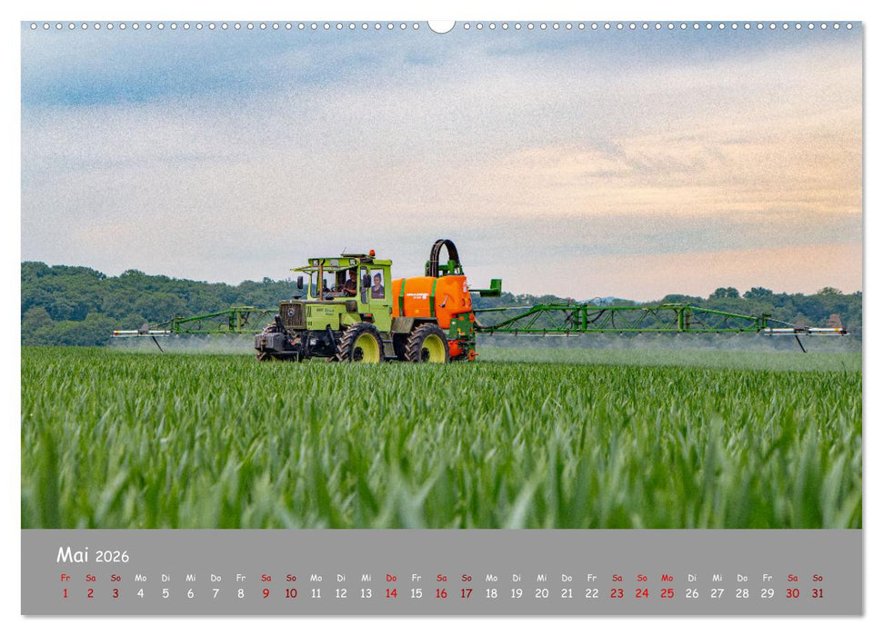 Landtechnik im Einsatz (CALVENDO Premium Wandkalender 2026)