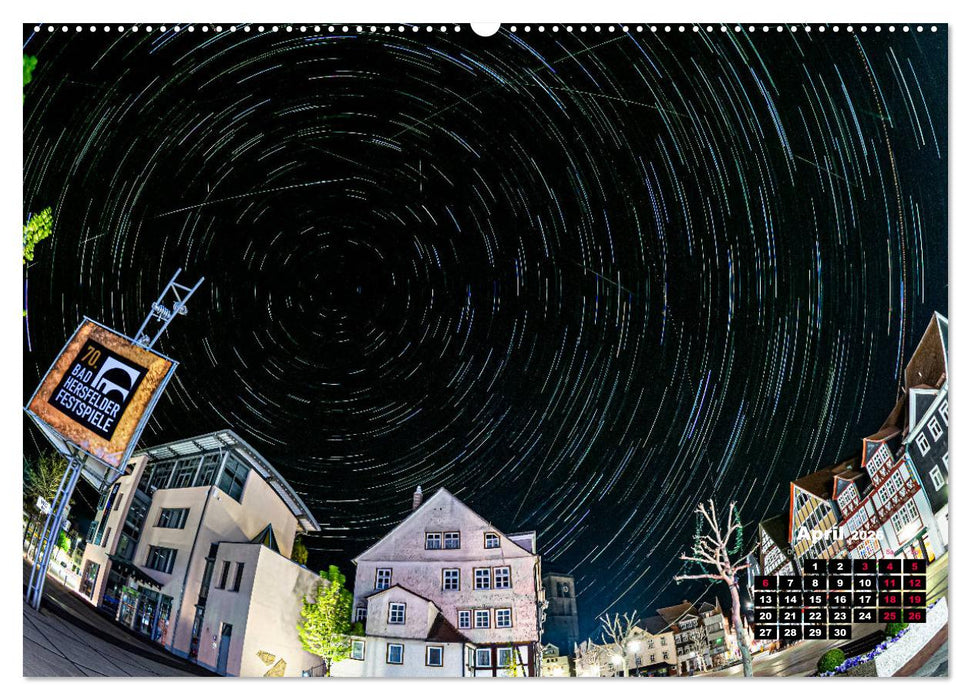 Sternspuren über Bad Hersfeld (CALVENDO Wandkalender 2026)