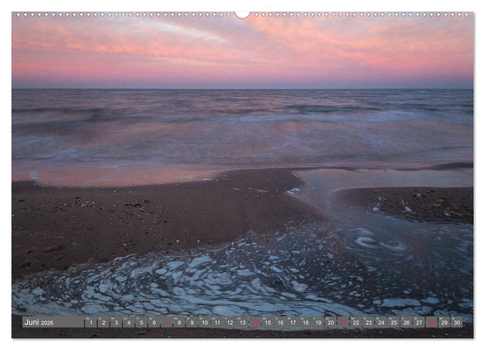 Blick aufs ruhige Meer (CALVENDO Premium Wandkalender 2026)