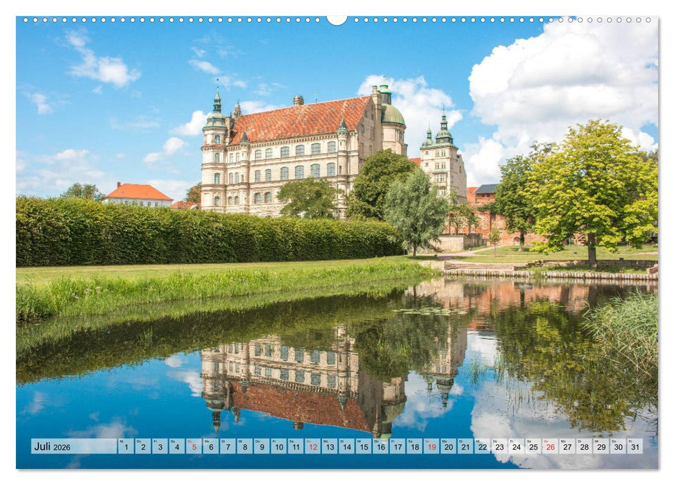 Altes Güstrow (CALVENDO Premium Wandkalender 2026)