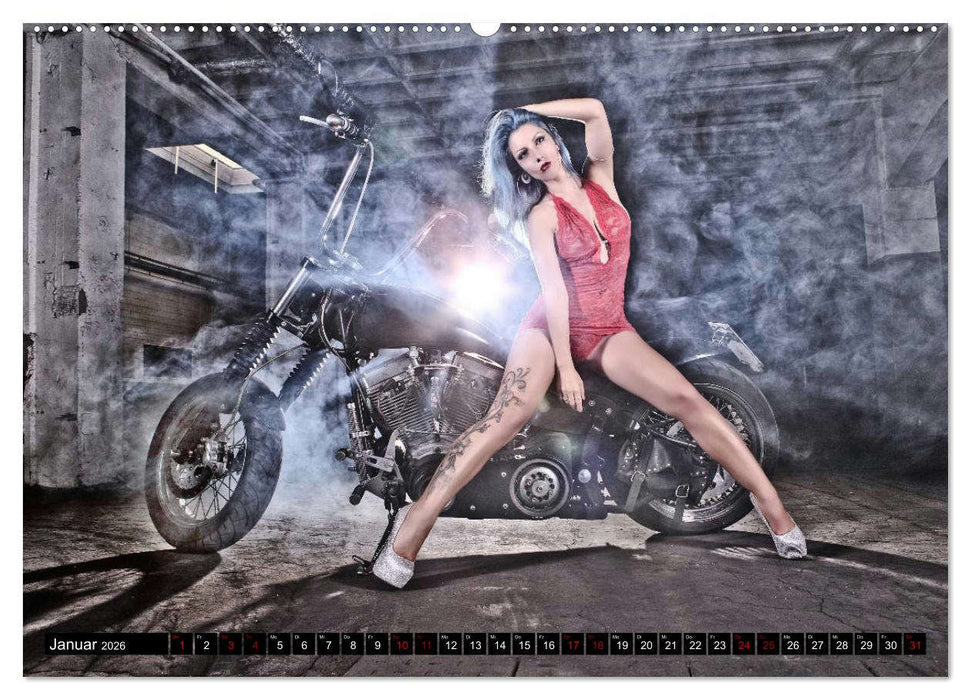 Motorräder & Sexy Girls (CALVENDO Premium Wandkalender 2026)