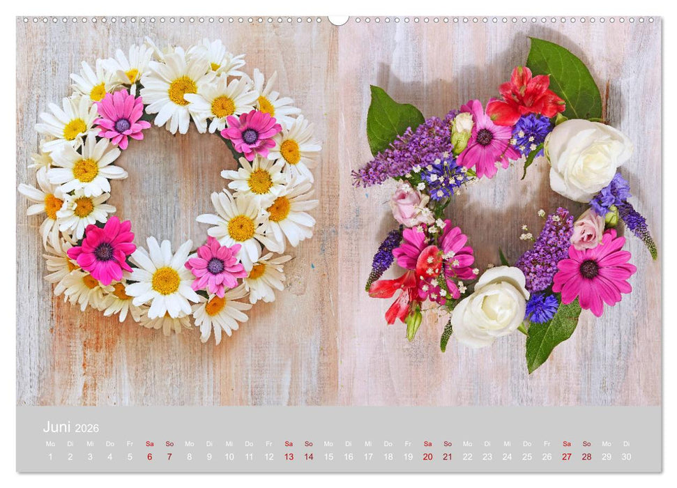 Mit eigenen Kranzarrangements durch das Jahr (CALVENDO Wandkalender 2026)