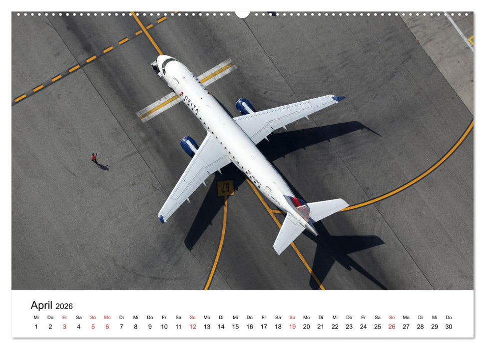 AIR TO AIR (CALVENDO Wandkalender 2026)