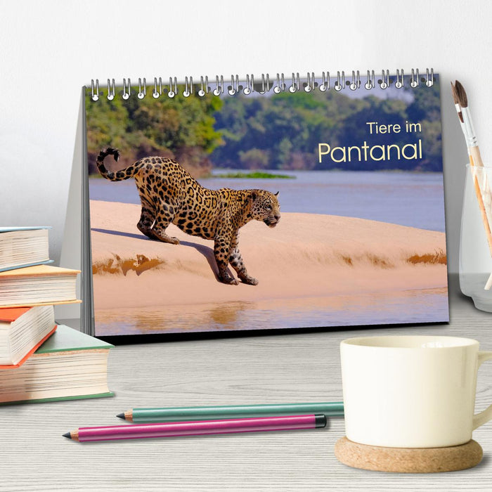 Tiere im Pantanal - viaje.ch (CALVENDO Wandkalender 2026)