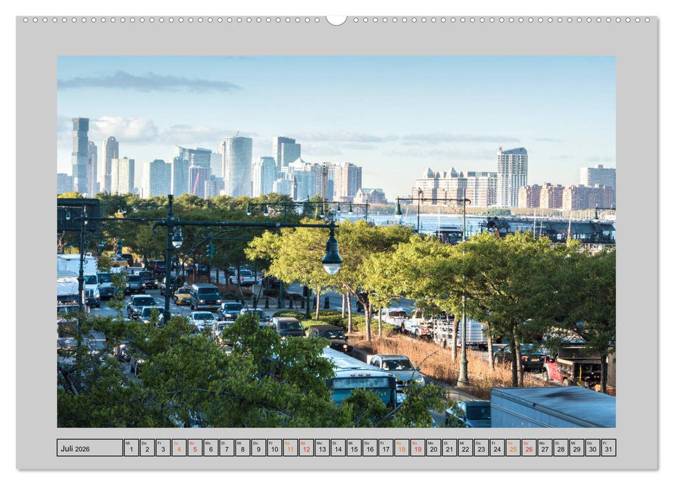New York – Von Brooklyn zur Grand Central Station (CALVENDO Premium Wandkalender 2026)