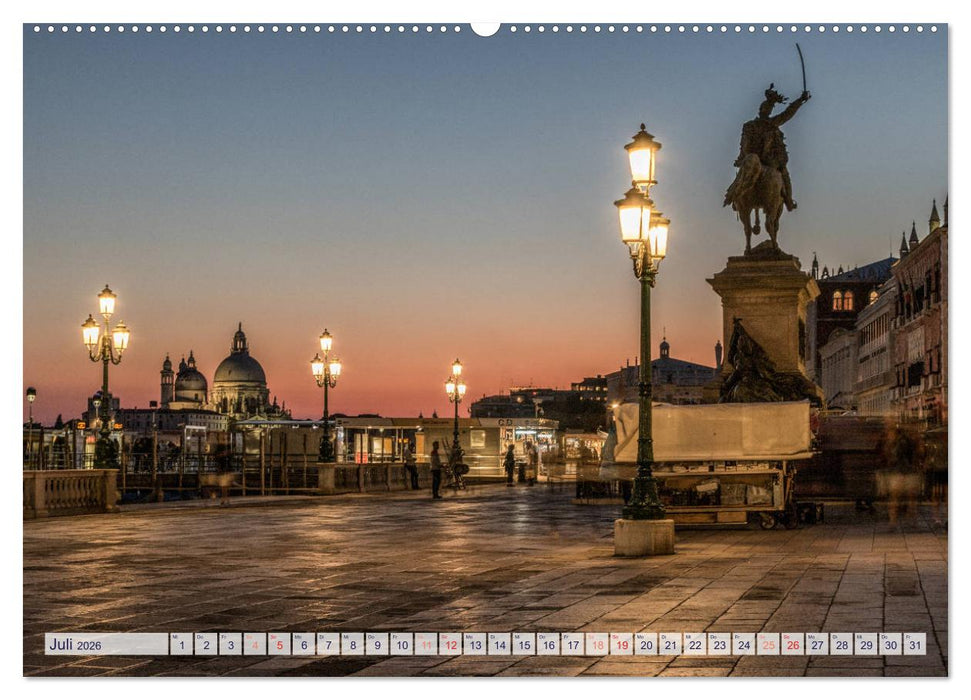 Stilles Venedig wenn es Nacht wird (CALVENDO Premium Wandkalender 2026)