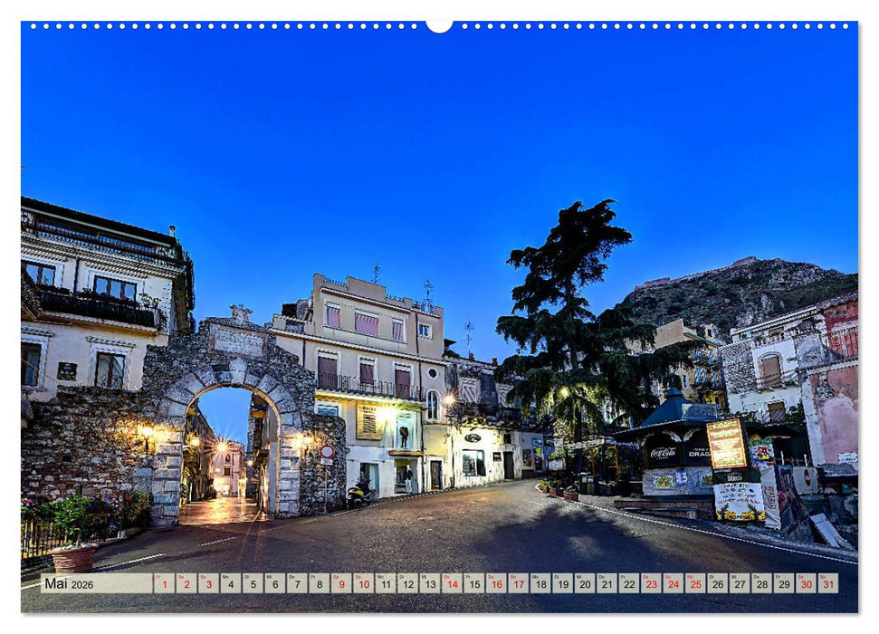 Taormina zur blauen Stunde (CALVENDO Premium Wandkalender 2026)